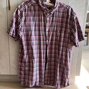 H&M plaid, short sleeved dress shirt in XL.